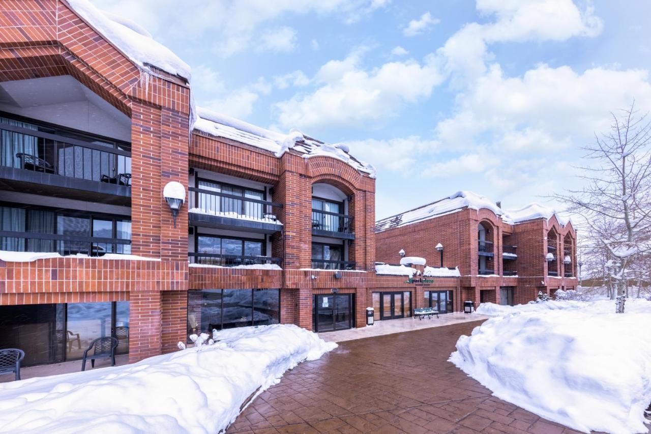 Raintree'S Park Plaza Парк-Сити Экстерьер фото